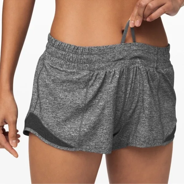 Lululemon Hotty Hot Short II 2.5" Heather Lux Multi Black Heathered Black Size 8 - Image 5