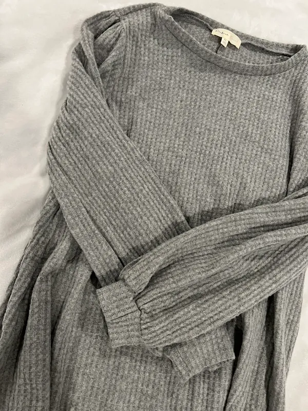 Grey Long Sleeve Too - Image 2