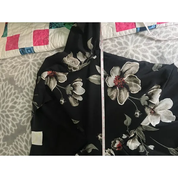 Black Floral V-Neck Bell Sleeve Dress sz Large Empire Waist Boho Chic Whimsigoth - Image 5
