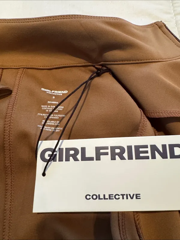 Girlfriend Collective track coat size S - Image 4