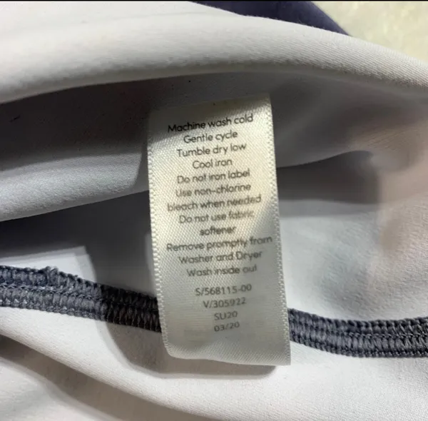Athleta crop workout tank size medium - Image 11