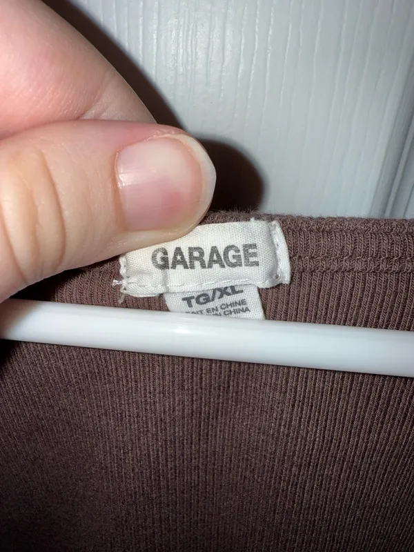 Garage Crop Long Sleeve - Image 2