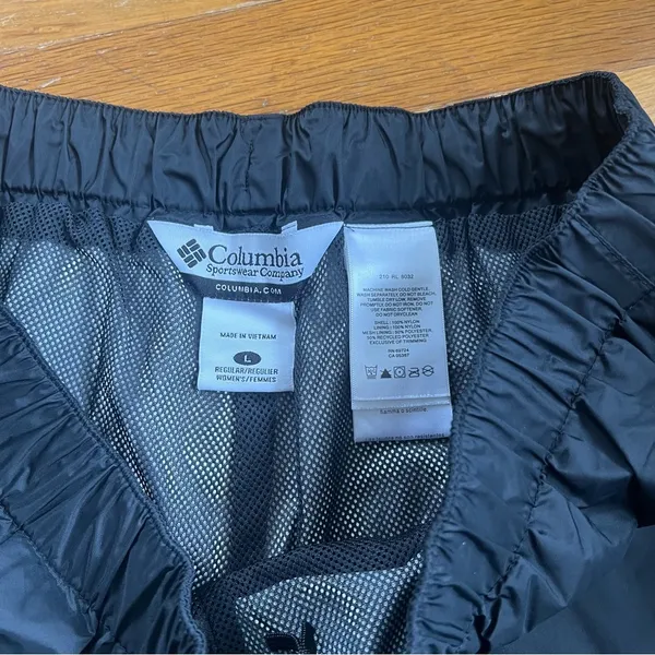 Columbia track pants size L - Image 3