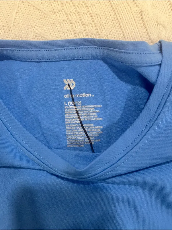 All in Motion Blue Athletic Tee Size Large - Image 3