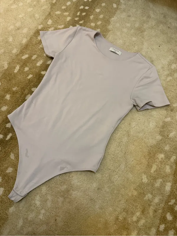 Babaton Aritzia periwinkle purple bodysuit women’s size medium - Image 3