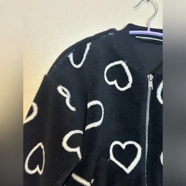 No Boundaries Plush Bomber Heart Jacket Size XS‎ NWT - Image 3