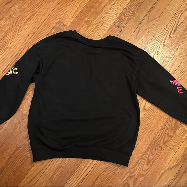 Magic Women's Black Sweater with Colorful Embroidery - Image 4