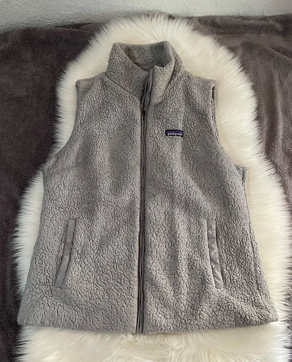 Patagonia Women's Los Gatos Fleece Vest Drifter Grey - Image 4
