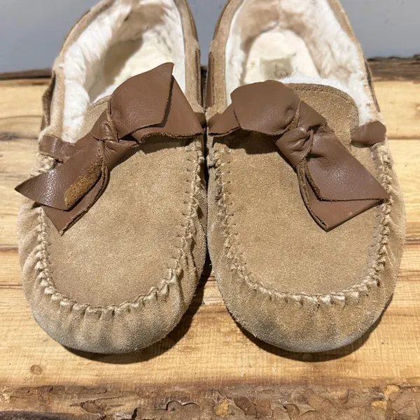 UGG Chestnut Ansley Leather Bow Moccasin Slippers Size‎ 10 A22 - Image 5