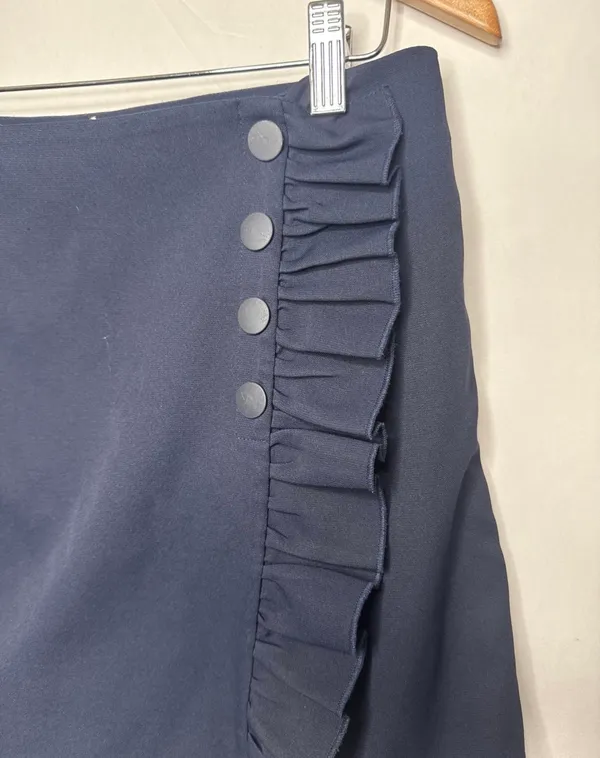 Tory Burch Sport blue skort ruffle with buttons down front side sz Medium - Image 3