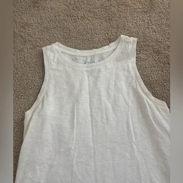 Southern tide Sun farer collections women’s sleeveless tank top white - Image 2
