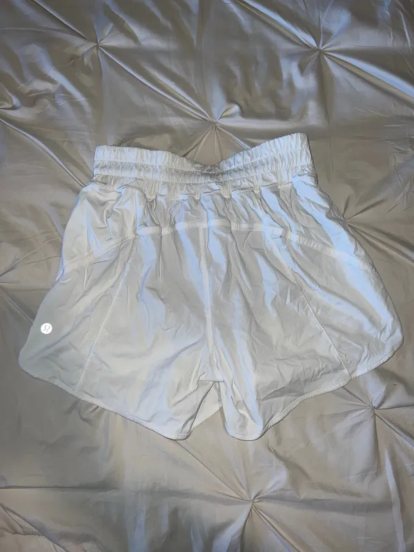Lululemon Shorts Track 5" That Mid-Rise Lined Women’s - Image 3