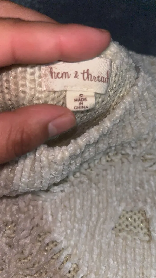 Boutique sweater  - Image 2