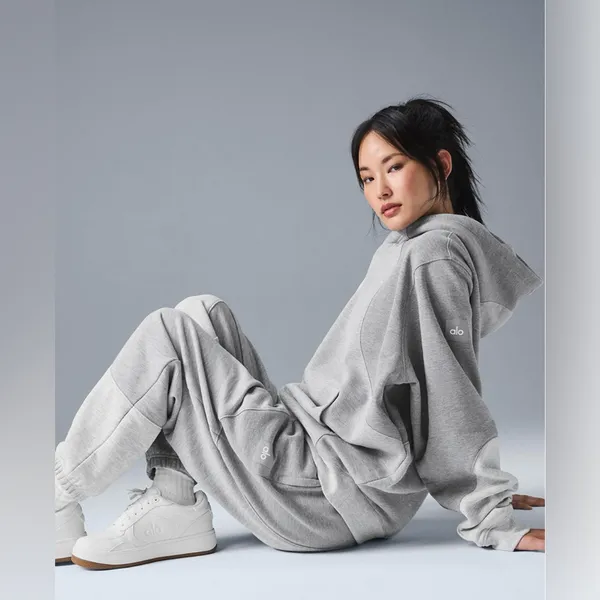 ALO Yoga NWOT Make Waves Sweatpants Joggers Athletic Heathered Grey Tonal Size M - Image 5