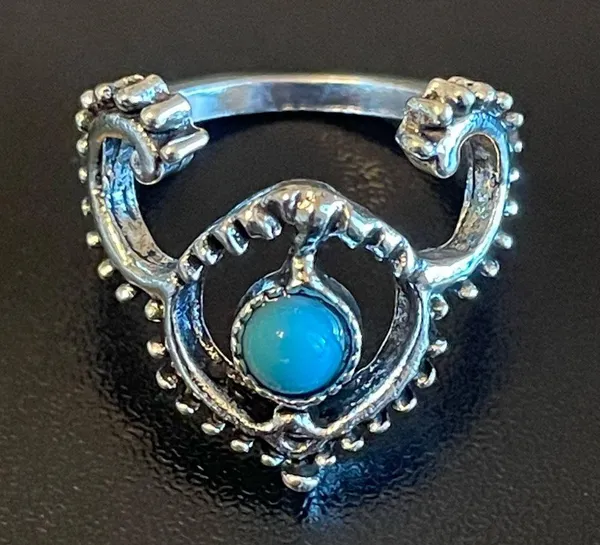 Turquoise stone silver plated horn ring size 6 - Image 5