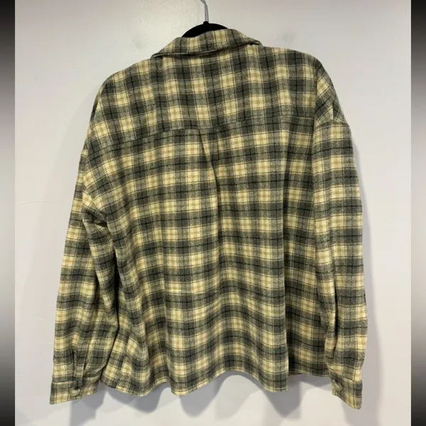 Cloud Ten boutique plaid shacket‎ - Image 5