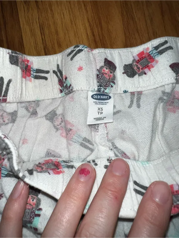 Old Navy White Nutcracker Print Lounge Pajama Pants with Burgundy Drawstring - Image 3