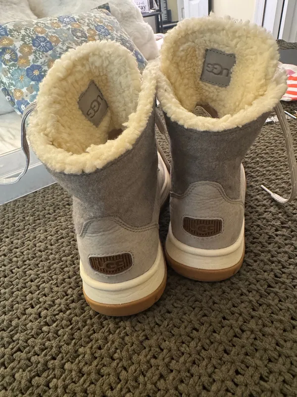 UGG Lakesider Heritage Mid-Ankle Boots - Image 4