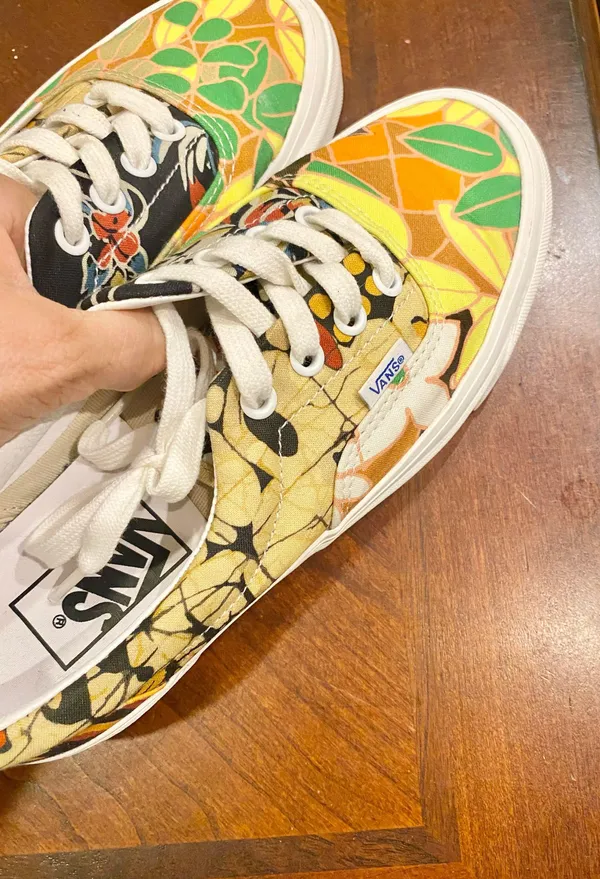 Vans Sneakers. Size 6.5 - Image 9