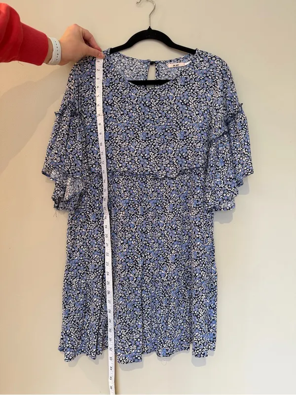 Miami by Francesca’s Blue Floral Flowy Mini Dress - Image 4
