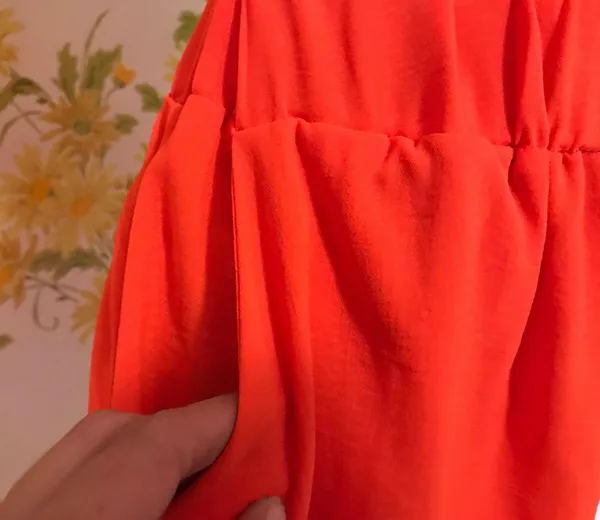 NWOT 2 Piece orange Outfit Shorts set size M - Image 11