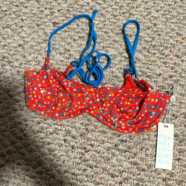NWT Frankie’s bikinis cola underwire bra in seaside farm- Size Small - Image 7