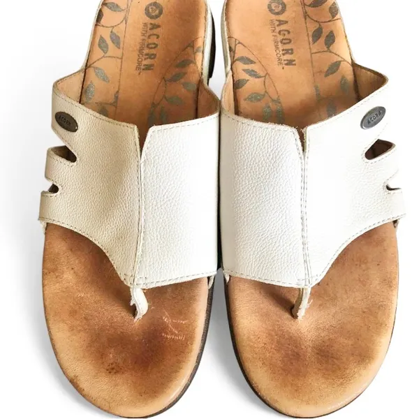 Acorn Women’s White Leather Toe-Post Slide Sandals 8 - Image 9