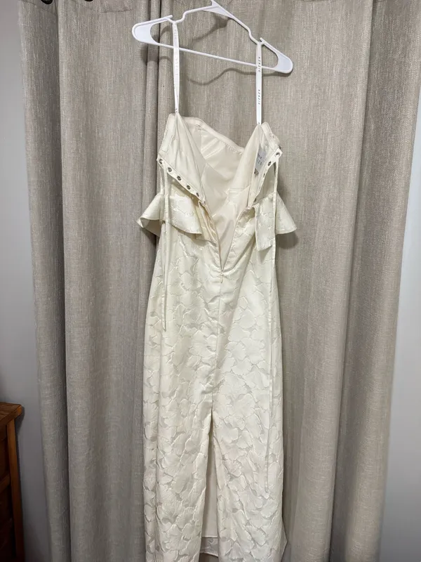 Azazie Bridal Dress - Image 3