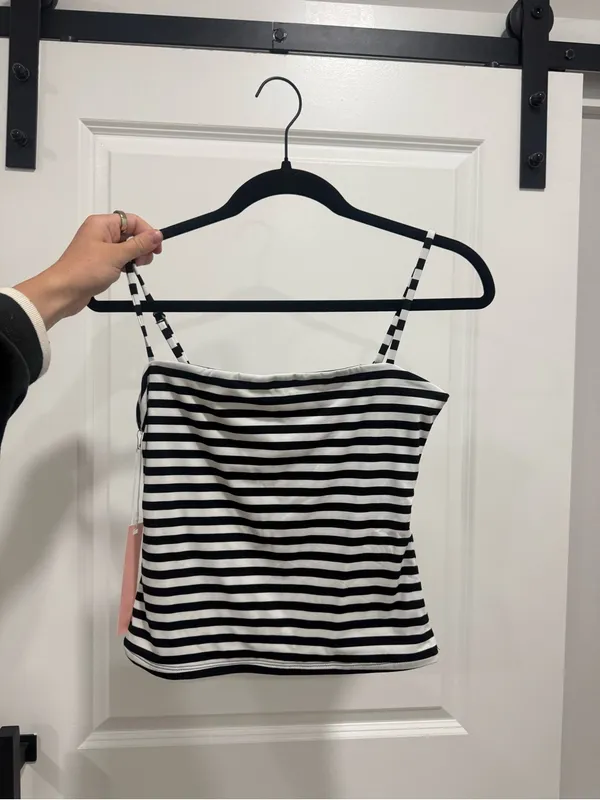 NWT striped tank M - Image 8