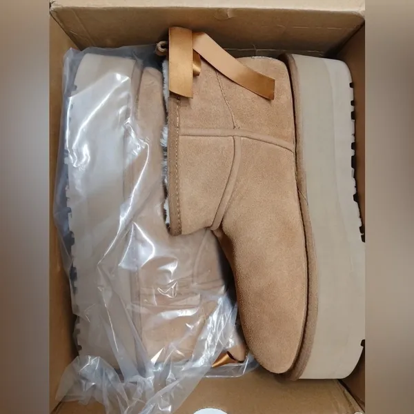 Mel&Syd 100% Australian Sheepskin Ultra Mini Boots for Women - Image 10