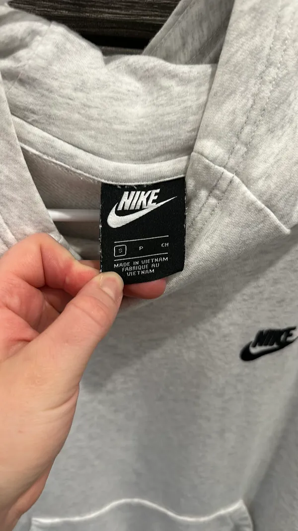 Nike Women’s Sweatshirt Hoodie - Image 3