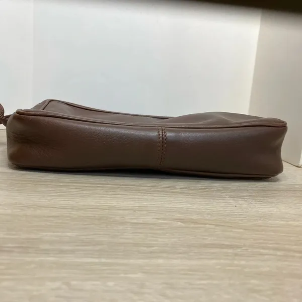 Vintage Italian leather Crossbody bag - Image 7