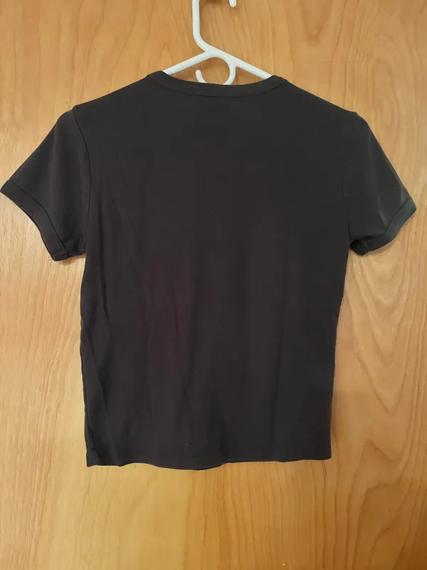 Dark Gray Tee with White Star Graphic Black - Image 5