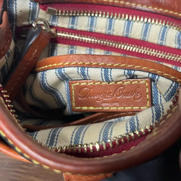 Dooney & Bourke Black Wayfarer Letter Carrier Small Crossbody Purse - Image 9