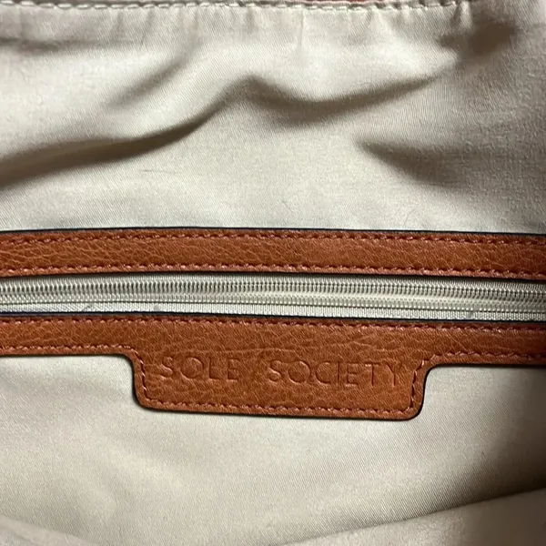 Flawed Sole‎ Society tote bag magnetic closure versatile mom bag fall - Image 7