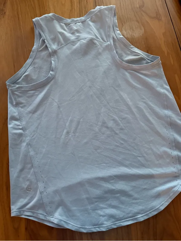 Lululemon Light Blue Sleeveless Athletic Tank Top - Image 2