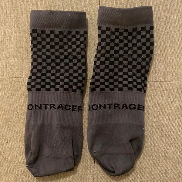 Bontrager checkered cycling socks size Small Gray - Image 5