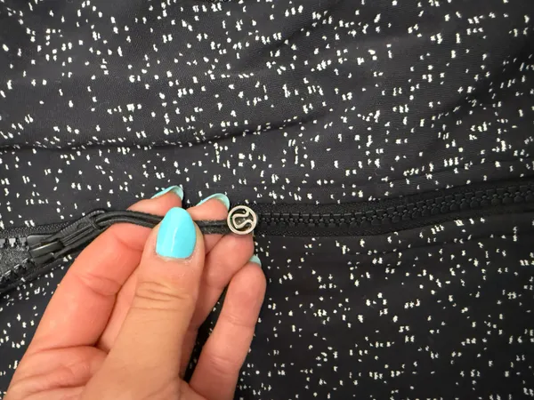 Lululemon Scuba Full-Zip - Image 2
