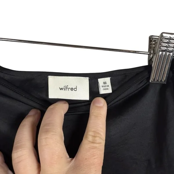 Wilfred by Aritzia Elixir Satin Mini Skirt in Black Size 00 - Image 6
