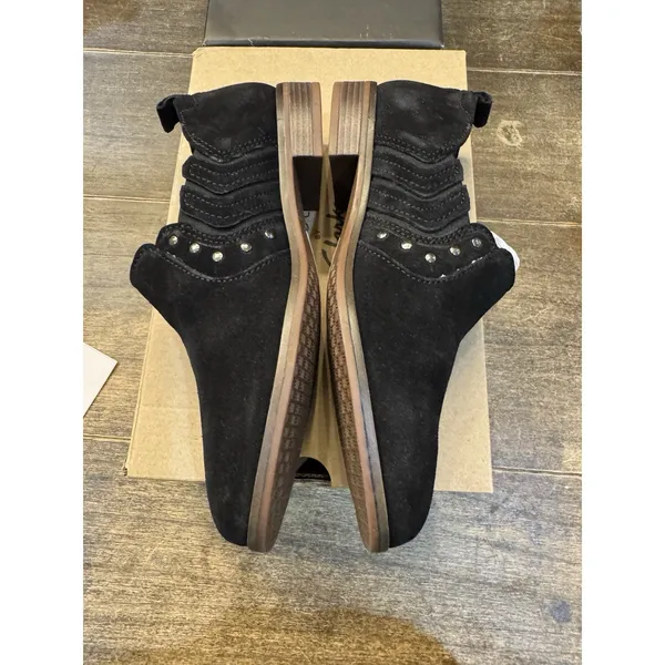 Clarks Trish Bell Size 6.5 W Suede Studded Slip-On Shoes Black Western‎ Bootie - Image 4