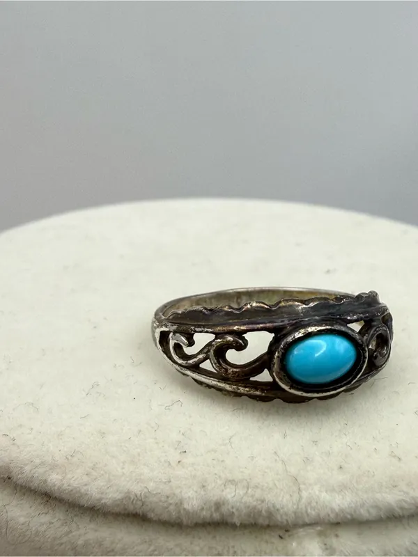 Vintage Sterling Silver Turquoise Cabochon Scroll Ring Size 7.5 Southwestern - Image 2