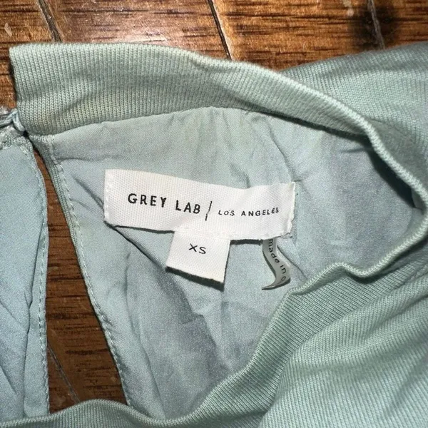 Grey Lab Los Angeles loungewear sage green comfy casual XS romper - Image 4