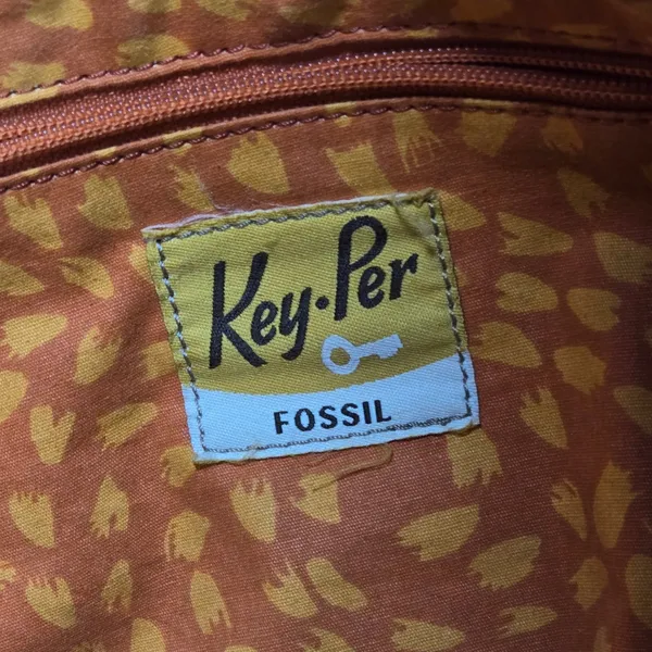 Fossil Key Per Quilted Brown‎ Leather Trim Tote Bag Key Charm - Image 8