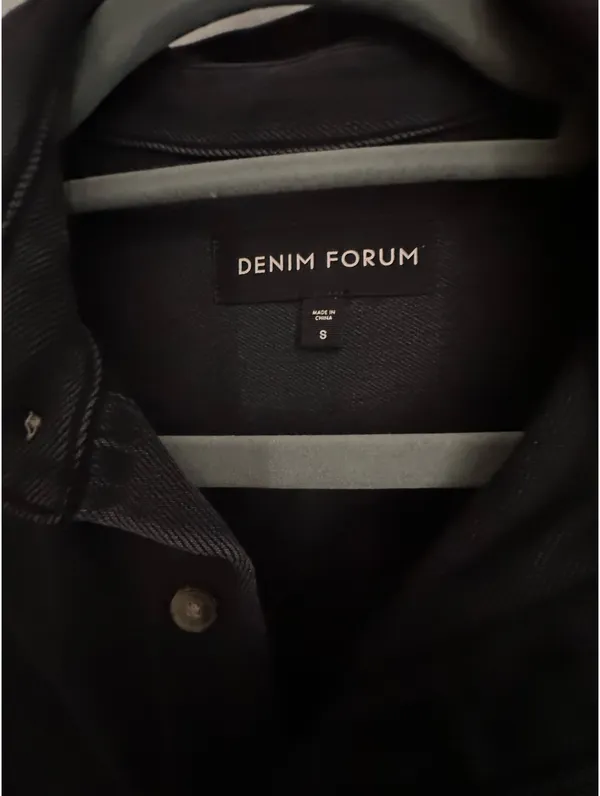 NWOT Aritzia Denim Forum The '80s Comfy Shirt in Black Eyeliner - Image 3