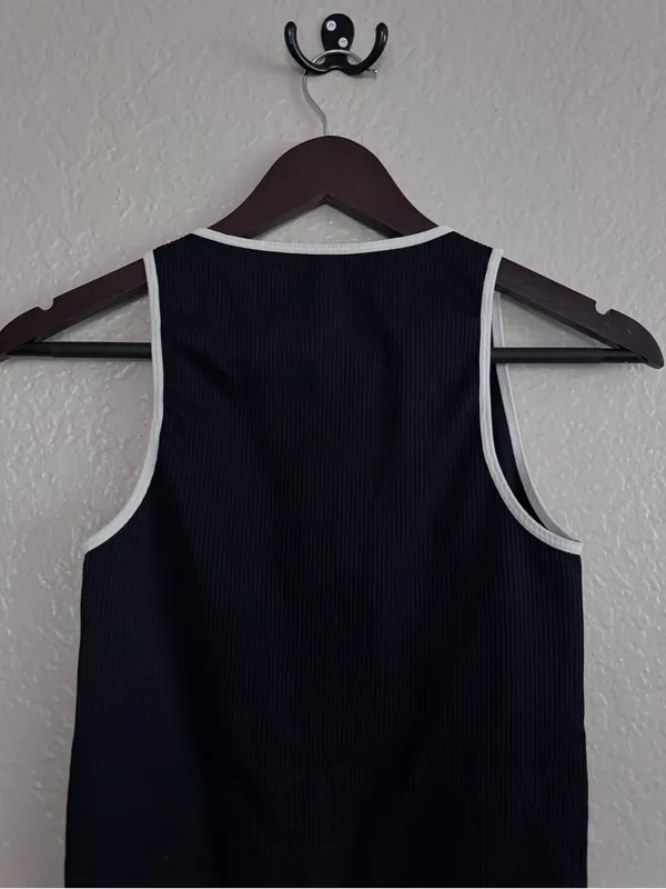 Guess • Bodysuit • Medium • Black White • Sleeveless - Image 6
