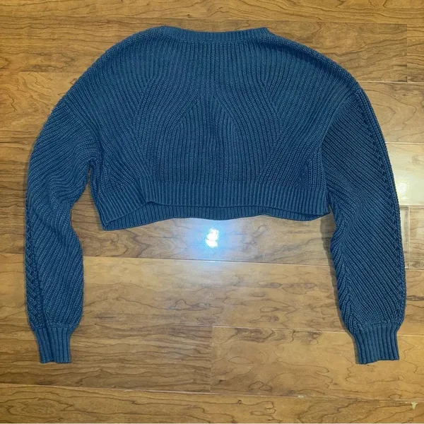 BY ANTHROPOLOGIE‎ | Knitted Crop Crewneck Sweater Charcoal Small​ - Image 2