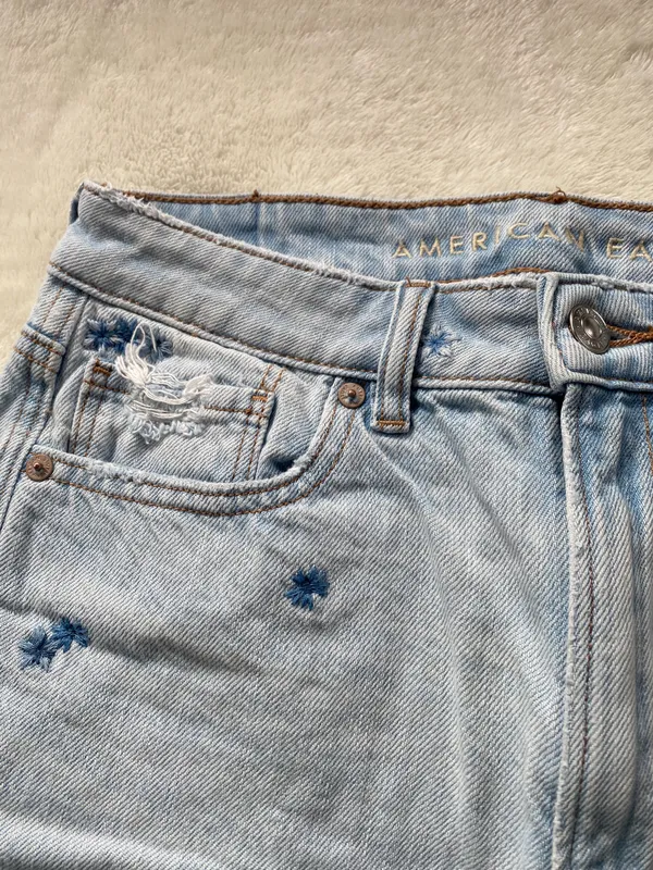 Outfitters Embroidered Jeans - Image 4
