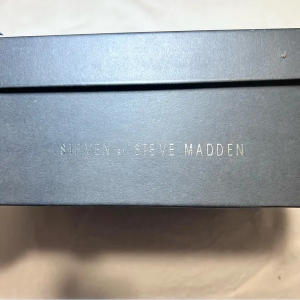 Steve by Steve madden Black Suede shooter kiltie booties - NIB - Image 10