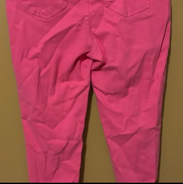 Hot Pink Distressed Skinny Jeans With Frayed Hem(Size Sm) - Image 4