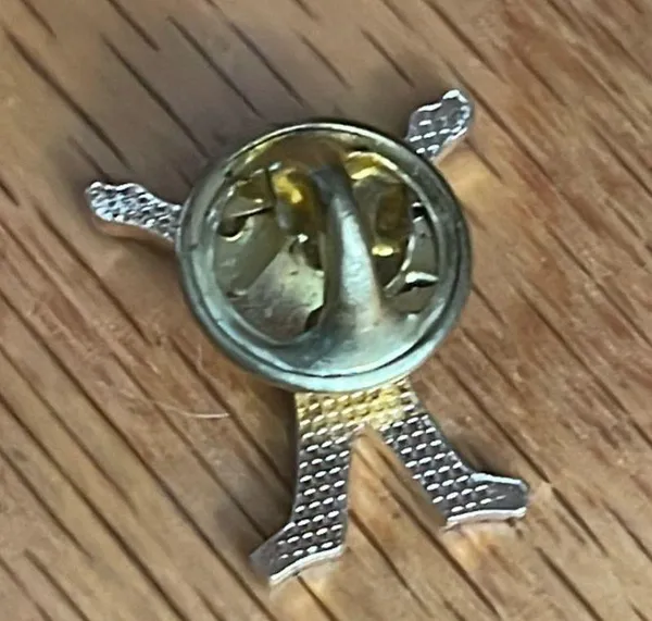 Boy Cub Scouts America BSA Webelos Activity Achievement FITNESS Enamel Pin - Image 2